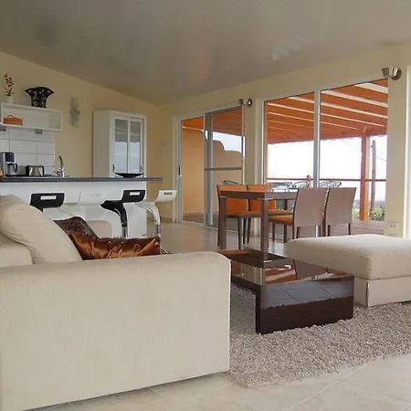 Casa Flores By Interhome